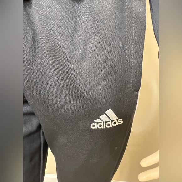 Adidas Set - Picture 6 of 14